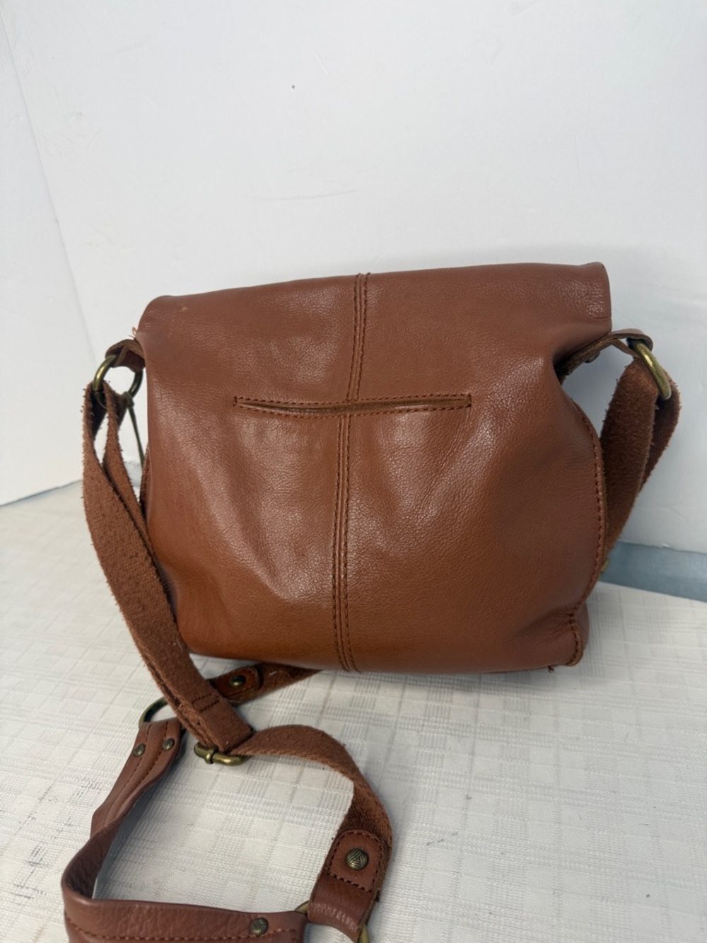 The Sak Silverlake Crossbody/Shoulder Bag Tobacco - Picture 3 of 10